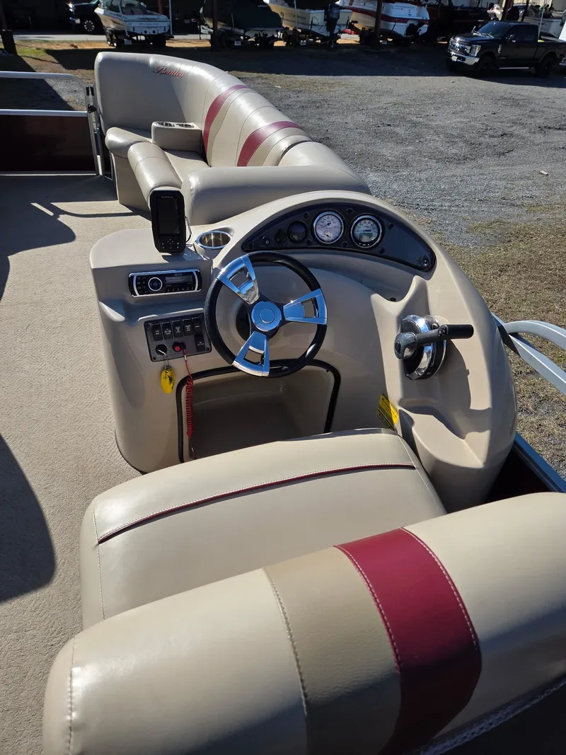 Slide: The Image of Bentley Pontoons Bentley Cruise 240 2015 - 8