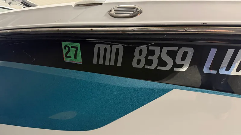 Slide: The Image of MasterCraft X24 2019 - 120