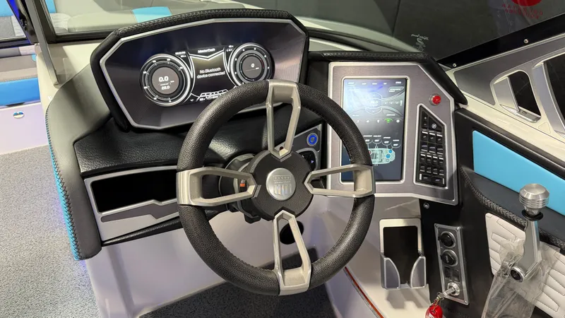 Slide: The Image of MasterCraft X24 2019 - 79