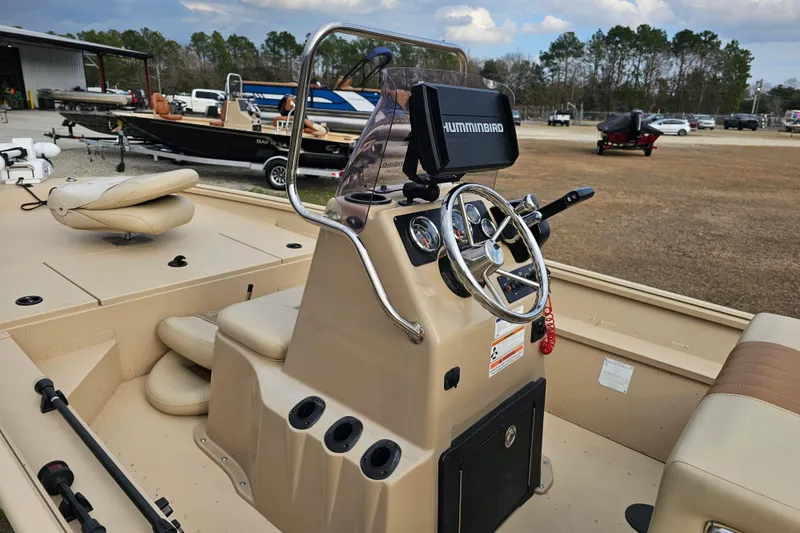 Slide: The Image of 2022 G3 Bay 17 boat with steering console and Humminbird electronics. - 10