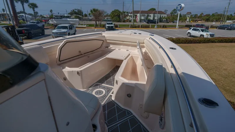 Slide: The Image of Interior of 2022 Grady-White Canyon 306 boat. - 9
