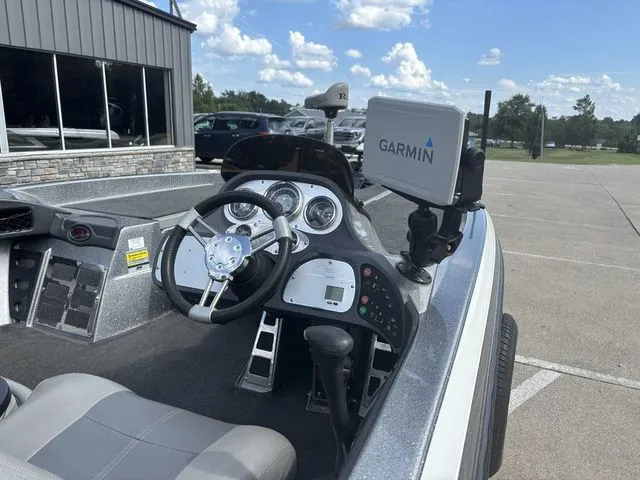 Slide: The Image of Ranger Z20 2005 - 5