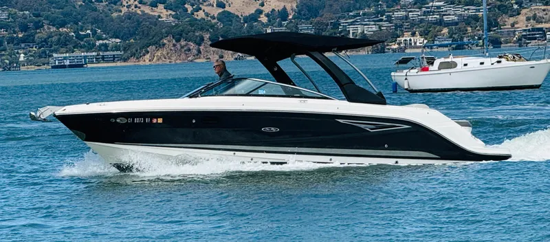 Slide: The Image of 2020 Sea Ray SLX 280 boat cruising  - 3