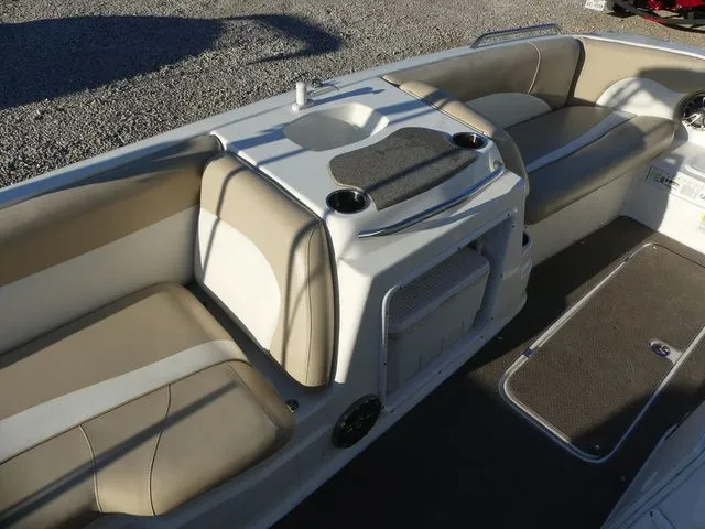 Slide: The Image of NauticStar 203 SC 2016 - 12