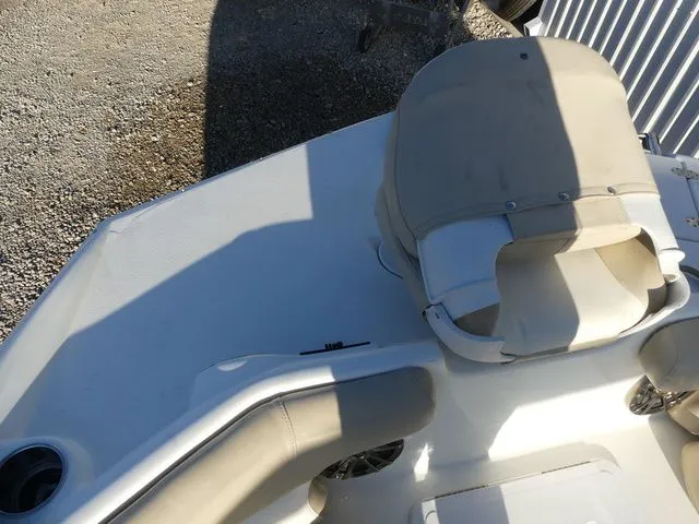 Slide: The Image of NauticStar 203 SC 2016 - 19