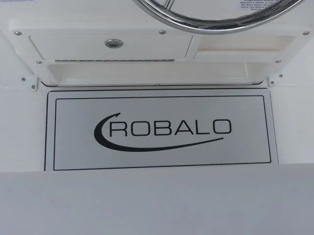 Slide: The Image of Robalo R180 Center Console 2026 - 19