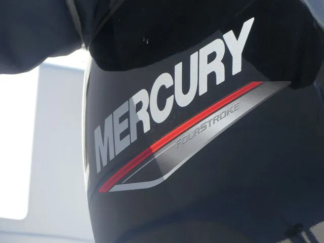 Slide: The Image of Hurricane SunDeck Sport 192 OB 2022 - 9