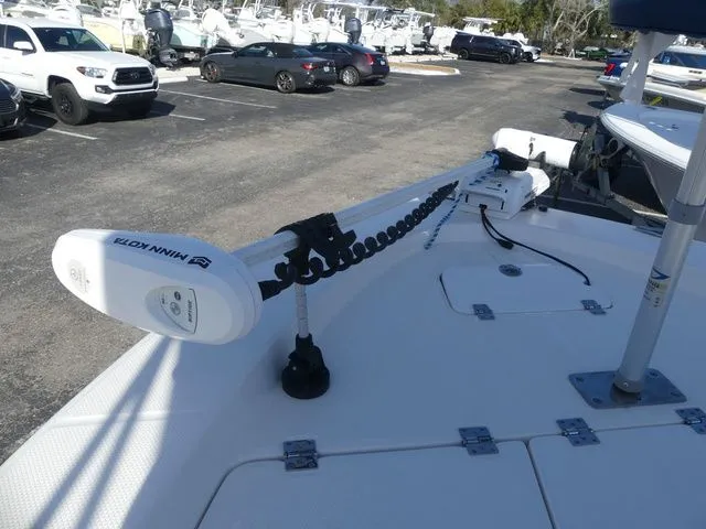 Slide: The Image of Robalo 206 Cayman 2019 - 14