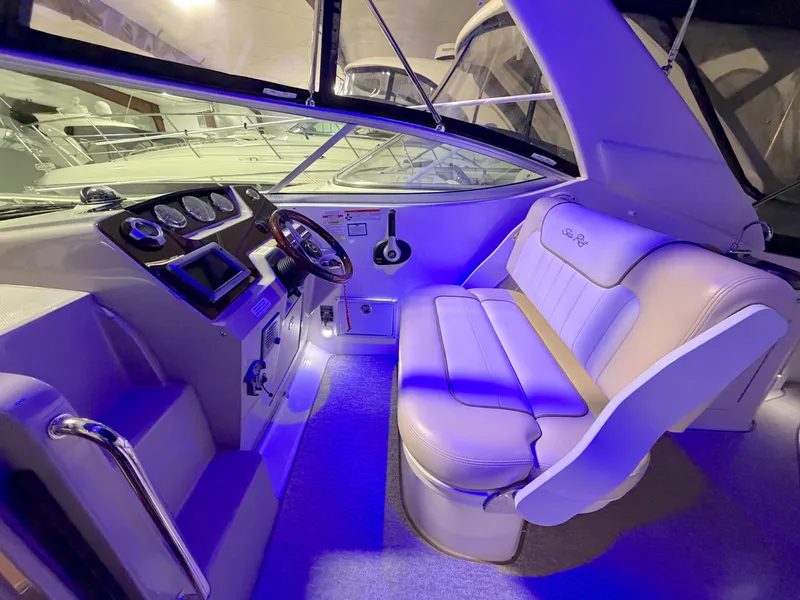 Slide: The Image of Interior of 2012 Sea Ray Sundancer 280 yacht. - 14