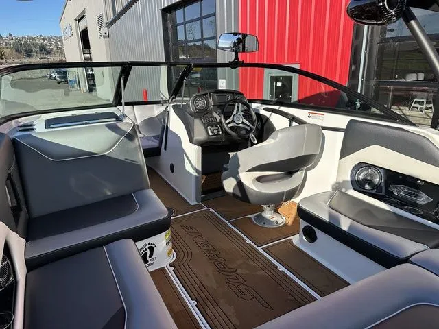 Slide: The Image of Supreme S21 2017 - 11