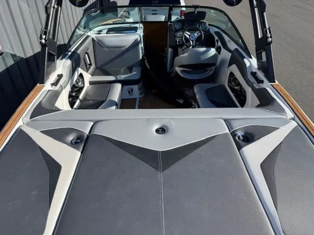 Slide: The Image of Supreme S21 2017 - 3