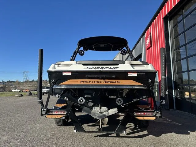 Slide: The Image of Supreme S21 2017 - 7