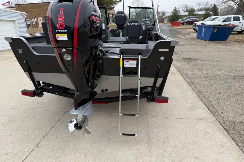 Slide: The Image of 2026 Lund 1875 Impact XS Sport boat with Mercury 150 Pro XS engine. - 8