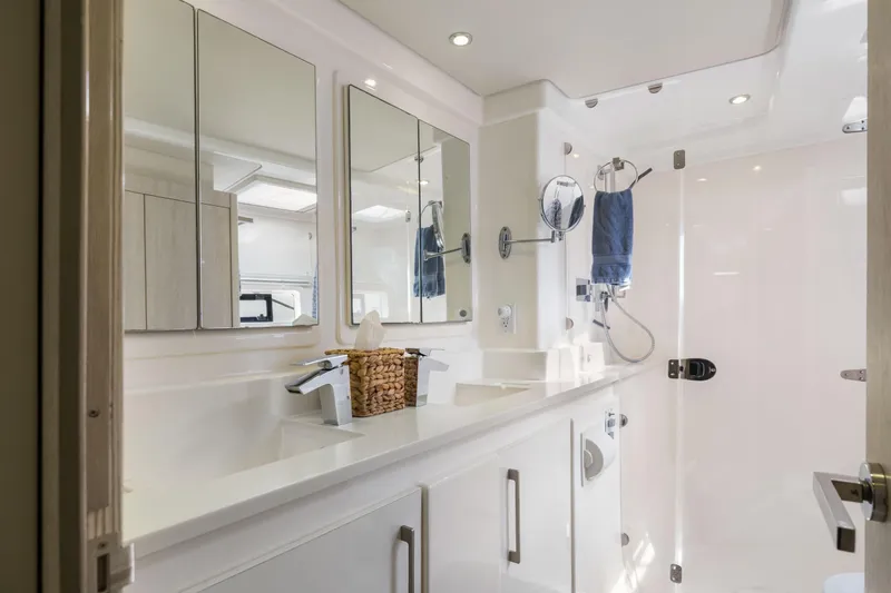 Slide: The Image of Luxurious bathroom in 2015 Leopard 58 yacht with modern fixtures and elegant design. - 49