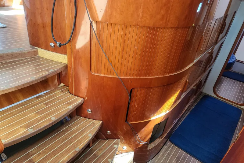 Slide: The Image of Luxurious interior of 2001 Privilege 435 yacht with wooden finishes and cozy cabin. - 105