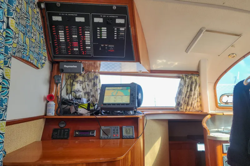 Slide: The Image of Engine compartment of a 2001 Privilege 435 yacht with Yanmar SD 31 saildrive. - 116