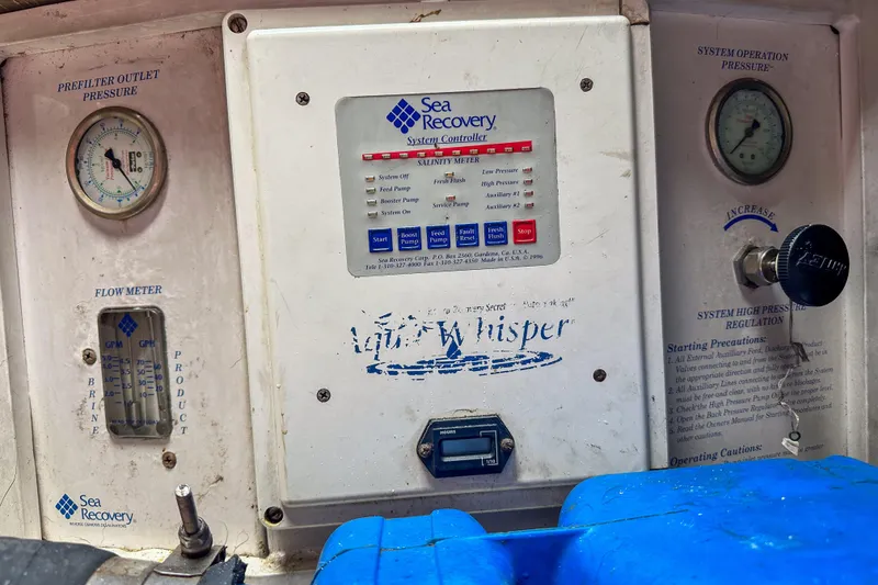 Slide: The Image of Control panel of a Sea Recovery watermaker on a 2001 Privilege 435 yacht. - 40