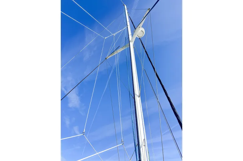 Slide: The Image of Sailboat mast and rigging against a clear blue sky, Privilege 435, 2001 model. - 7