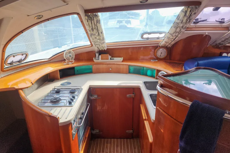 Slide: The Image of Infrared Dr. Heater inside a Privilege 435 yacht, 2001 model. - 77