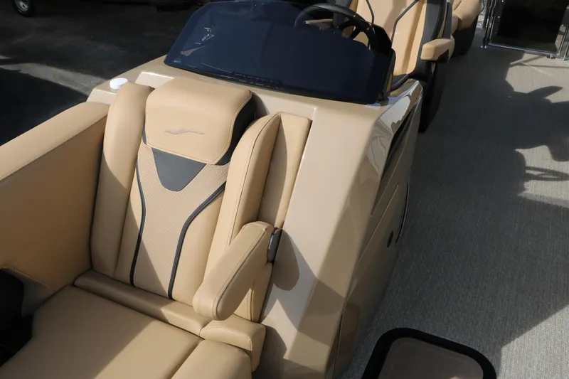 Slide: The Image of Luxurious beige seating in 2026 Evotti 725QL boat, featuring sleek design and comfort. - 46