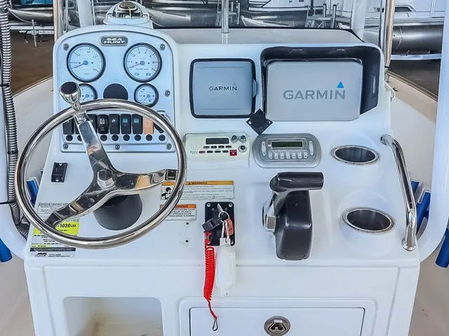 Slide: The Image of Sea Hunt 202 Triton 2012 - 14