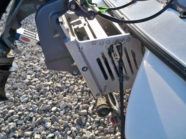 Slide: The Image of Skeeter ZX200 2008 - 10