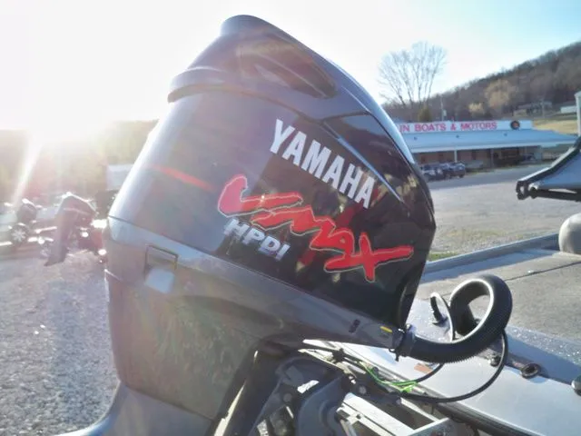 Slide: The Image of Skeeter ZX200 2008 - 9