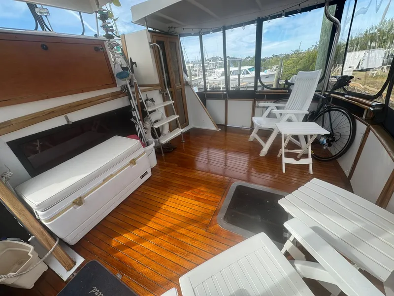Slide: The Image of Interior of a 1987 President 41 Double Cabin yacht. - 17