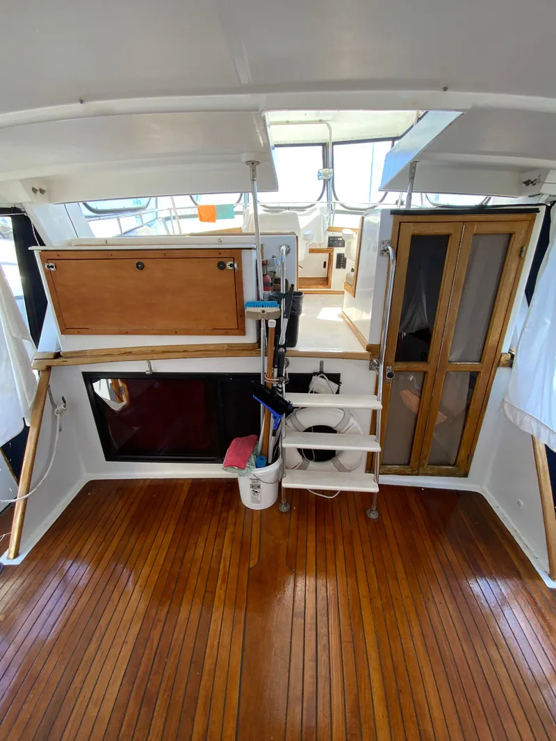 Slide: The Image of Interior of a 1987 President 41 Double Cabin yacht. - 20