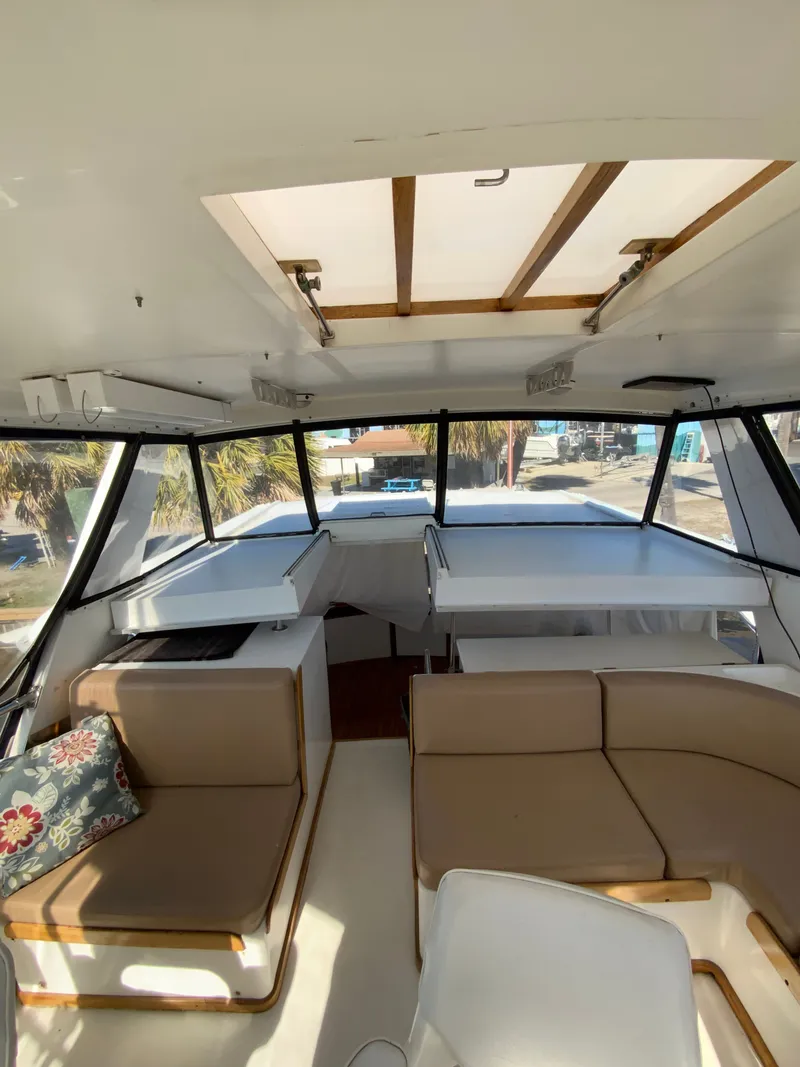Slide: The Image of Interior of a 1987 President 41 Double Cabin yacht. - 28