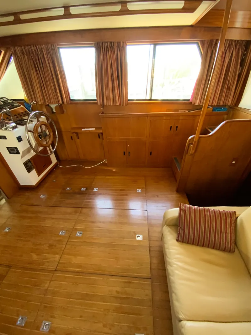Slide: The Image of Interior of a 1987 President 41 Double Cabin yacht. - 33