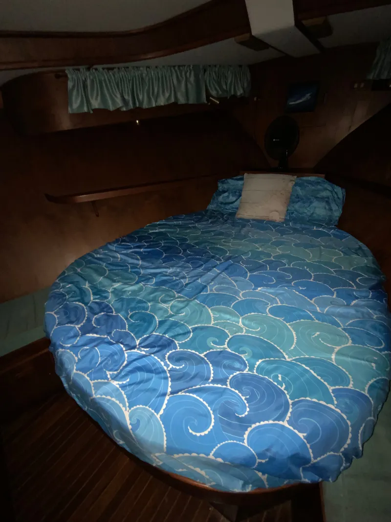 Slide: The Image of President 41 Double Cabin 1987 - 62