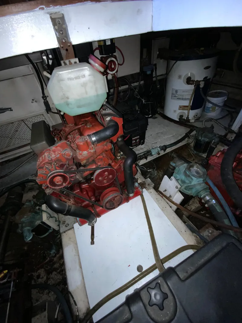 Slide: The Image of President 41 Double Cabin 1987 - 73