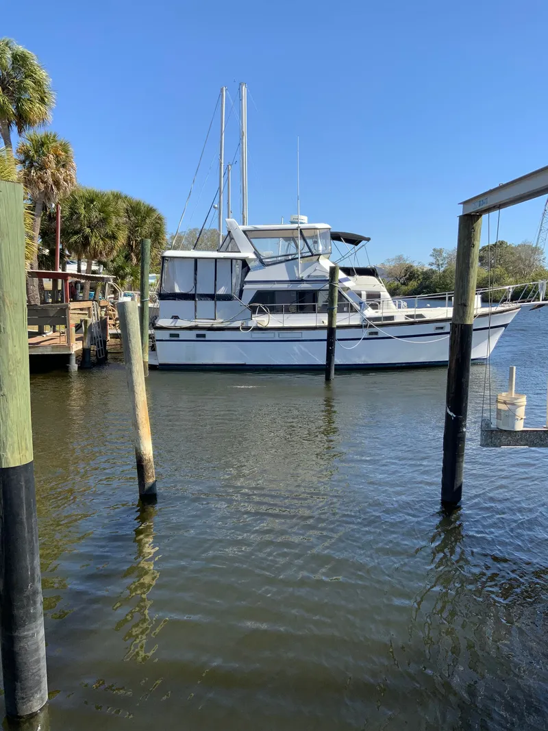 Slide: The Image of 1987 President 41 Double Cabin Yacht in harbor. - 9