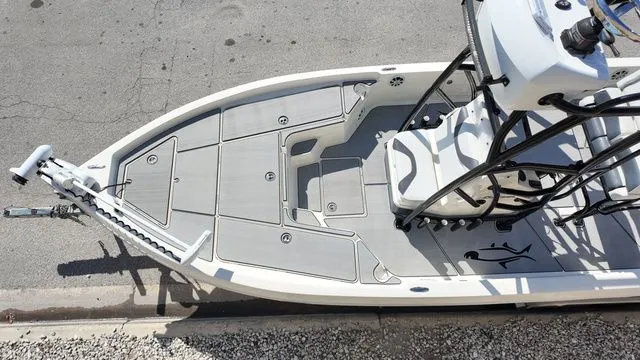 Slide: The Image of Skeeter 230SX 2019 - 16