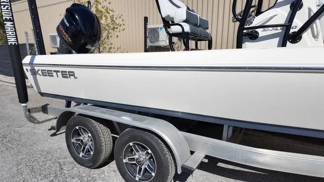 Slide: The Image of Skeeter 230SX 2019 - 9