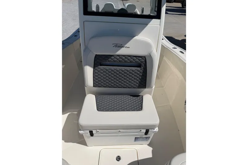 Slide: The Image of 2026 Pioneer 250 Pelagic boat seat with quilted upholstery design. - 15
