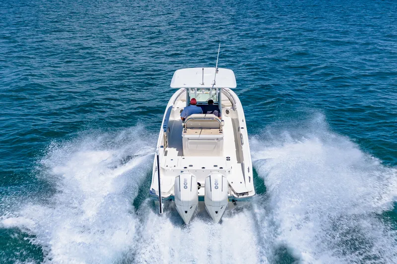 Slide: The Image of Boston Whaler 280 Dauntless 2023 - 32