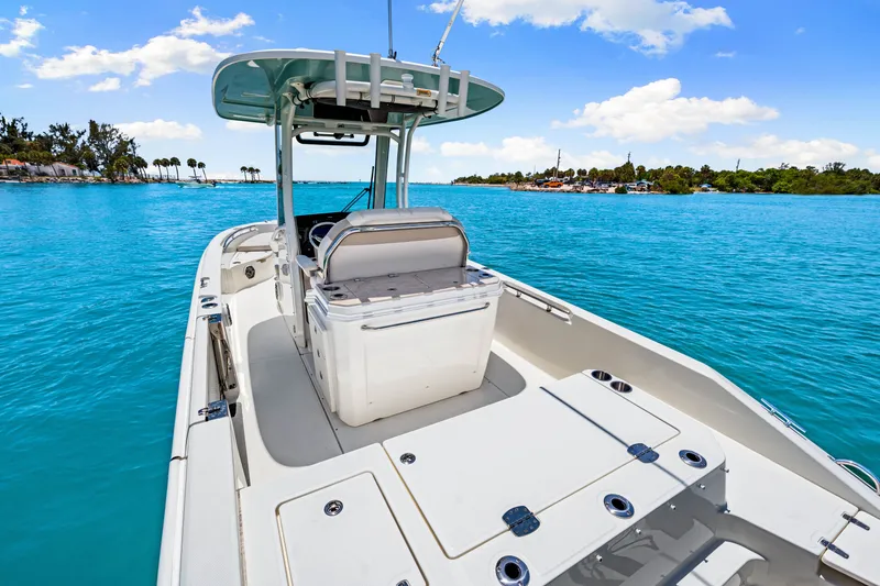 Slide: The Image of Boston Whaler 280 Dauntless 2023 - 36