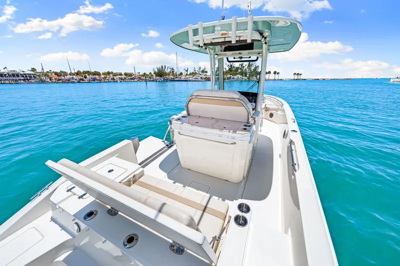 Slide: The Image of Boston Whaler 280 Dauntless 2023 - 40