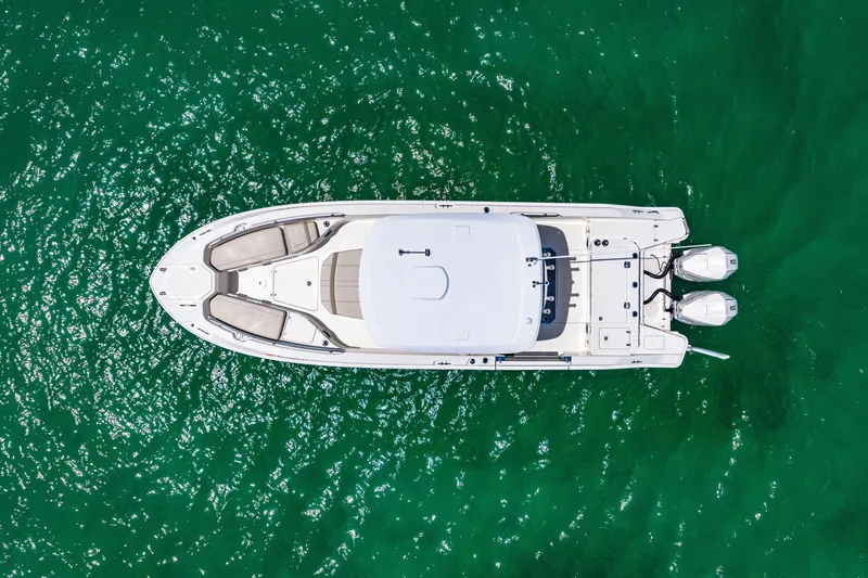 Slide: The Image of Boston Whaler 280 Dauntless 2023 - 53