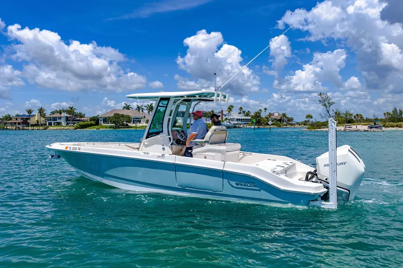 Slide: The Image of Boston Whaler 280 Dauntless 2023 - 54