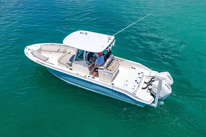 Slide: The Image of Boston Whaler 280 Dauntless 2023 - 56