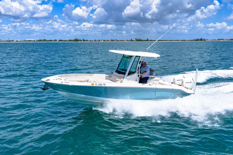 Slide: The Image of Boston Whaler 280 Dauntless 2023 - 7