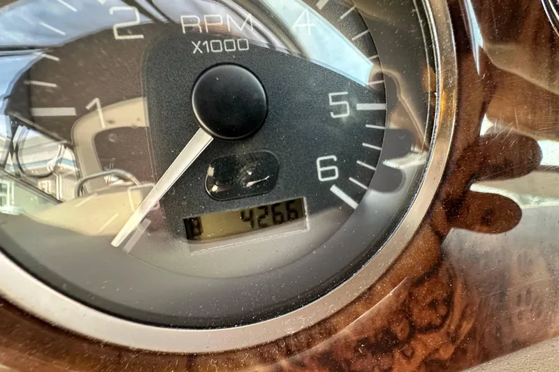 Slide: The Image of Close-up of 2002 Sea Ray 340 Sundancer tachometer showing 426.5 hours. - 20