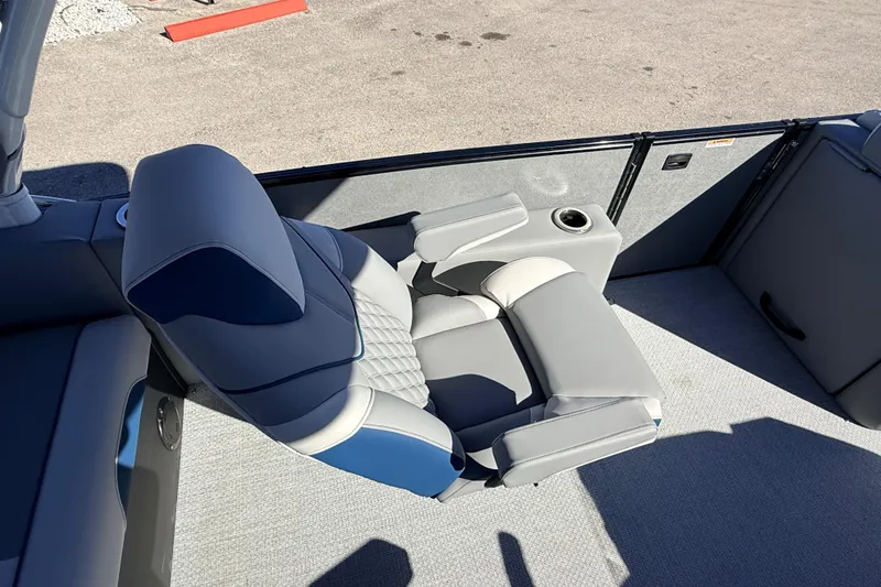 Slide: The Image of Luxurious seating on 2026 Avalon 2585 Excalibur LTD Flex Lounge, Tri Toon boat. - 16