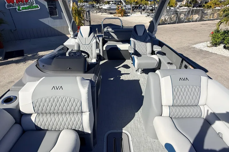 Slide: The Image of 2026 Avalon 2585 Excalibur LTD Flex Lounge interior with luxurious seating and modern design. - 20