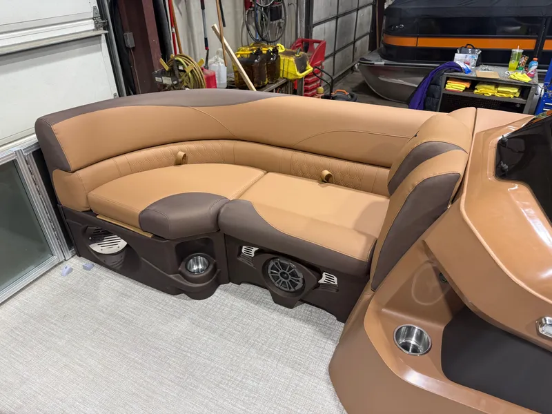 Slide: The Image of Tahoe LTZ VRL 2385 Swingback & 4-Stroke $38995 2026 - 30