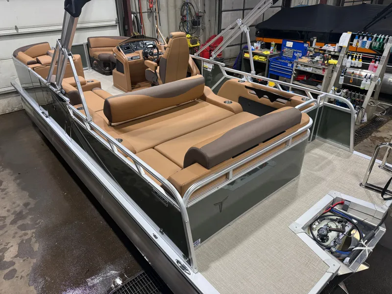 Slide: The Image of Tahoe LTZ VRL 2385 Swingback & 4-Stroke $38995 2026 - 47