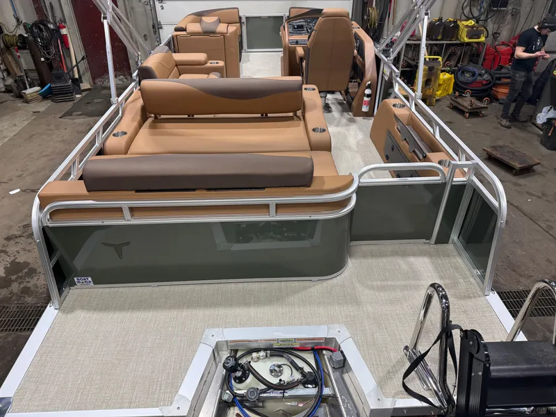 Slide: The Image of Tahoe LTZ VRL 2385 Swingback & 4-Stroke $38995 2026 - 5